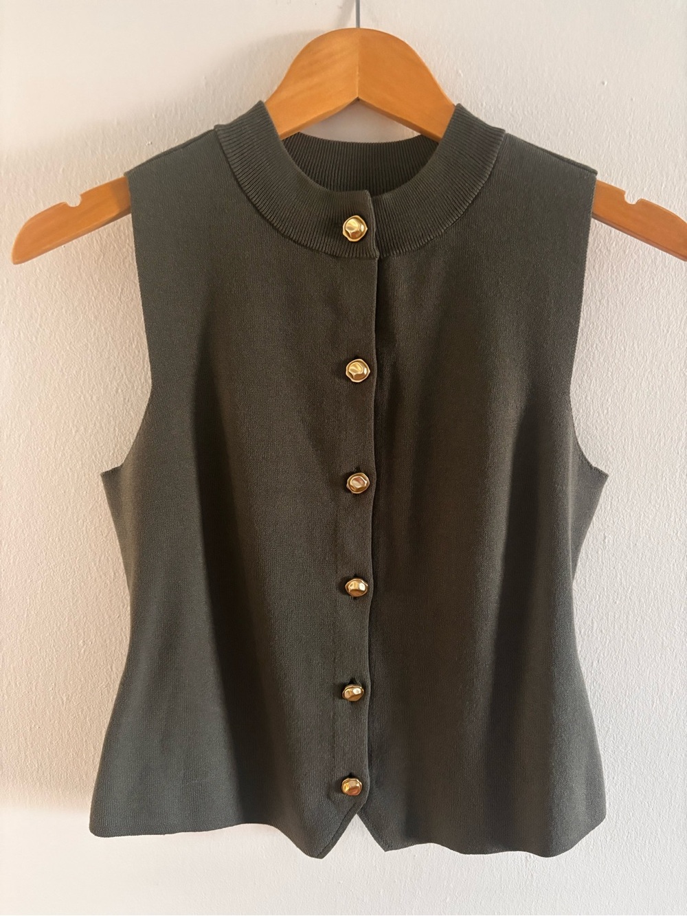Sleeveless Knit Button-Front Top - Olive Green